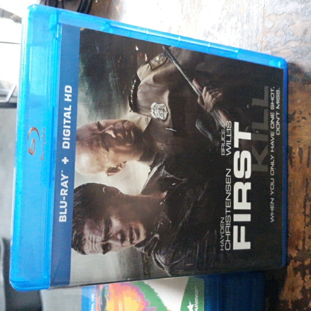 First kill Blu Ray dvd (SKU AB7)